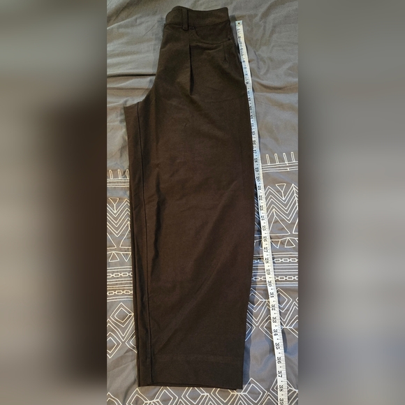 Lululemon City Sleek Midrise Barrel Leg Pants Size 28 - Picture 2 of 12